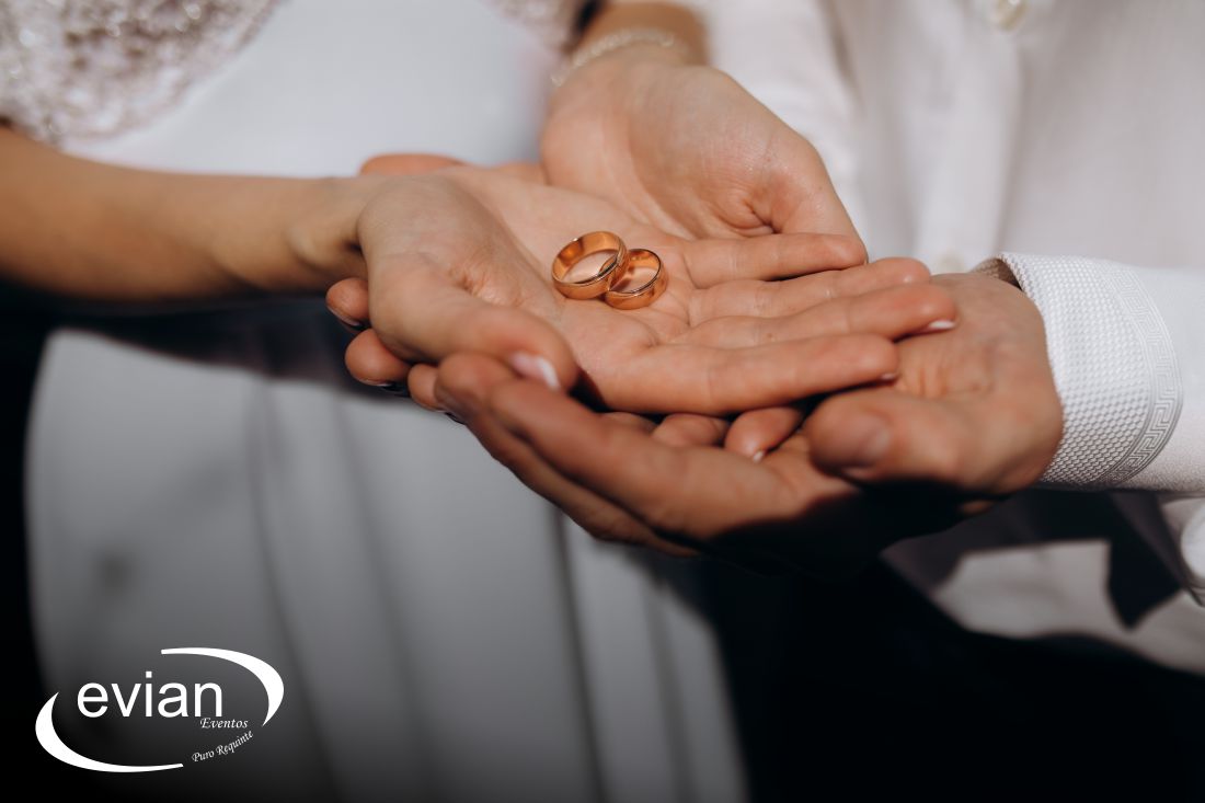 Blog Casamentos Buffet Evian Eventos | Como escolher a aliança de casamento - 3 Dicas Rápidas